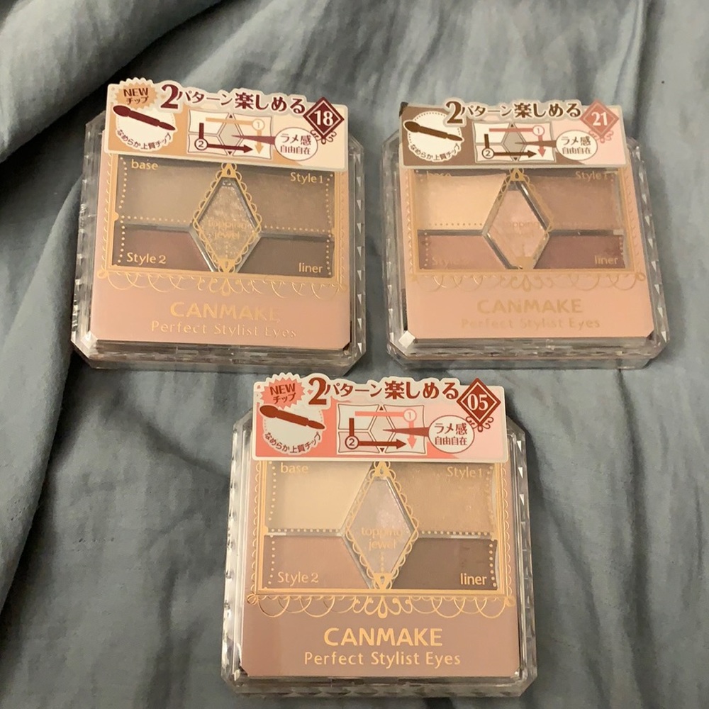 Canmake eyeshadow palettes